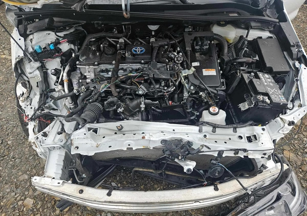 Toyota Corolla cena 35700 przebieg: 30000, rok produkcji 2020 z Wilamowice małe 254